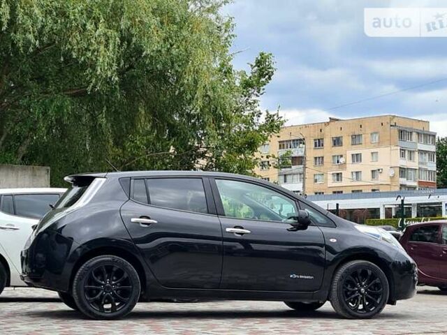 Білий Ніссан Ліф, об'ємом двигуна 0 л та пробігом 80 тис. км за 8500 $, фото 2 на Automoto.ua