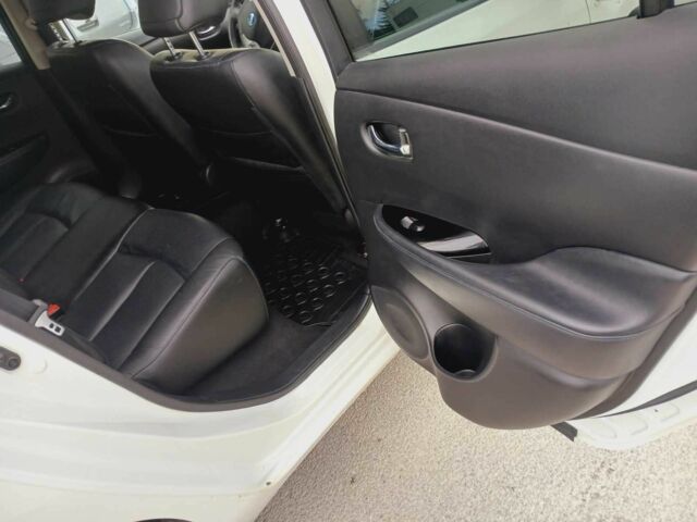 Білий Ніссан Ліф, об'ємом двигуна 0 л та пробігом 84 тис. км за 5400 $, фото 13 на Automoto.ua