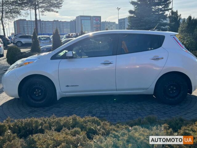 Білий Ніссан Ліф, об'ємом двигуна 32 л та пробігом 86 тис. км за 9700 $, фото 3 на Automoto.ua