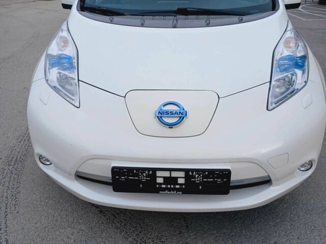 Білий Ніссан Ліф, об'ємом двигуна 0 л та пробігом 84 тис. км за 5400 $, фото 3 на Automoto.ua