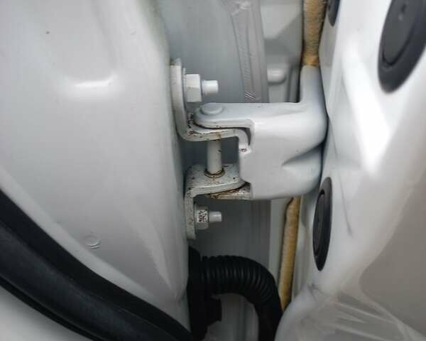 Белый Ниссан Лиф, объемом двигателя 0 л и пробегом 41 тыс. км за 8659 $, фото 63 на Automoto.ua