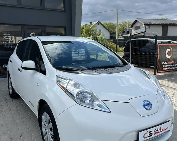 Білий Ніссан Ліф, об'ємом двигуна 0 л та пробігом 119 тис. км за 7499 $, фото 2 на Automoto.ua