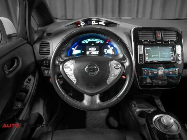 Белый Ниссан Лиф, объемом двигателя 0 л и пробегом 115 тыс. км за 7100 $, фото 7 на Automoto.ua