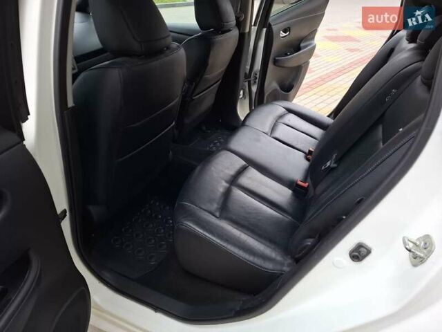 Белый Ниссан Лиф, объемом двигателя 0 л и пробегом 119 тыс. км за 6500 $, фото 3 на Automoto.ua