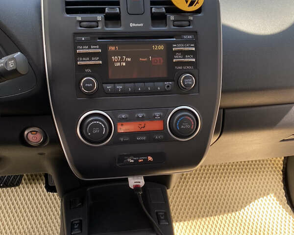 Белый Ниссан Лиф, объемом двигателя 0 л и пробегом 60 тыс. км за 8200 $, фото 8 на Automoto.ua