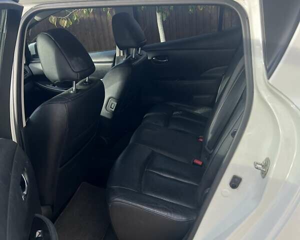 Білий Ніссан Ліф, об'ємом двигуна 0 л та пробігом 89 тис. км за 9500 $, фото 10 на Automoto.ua