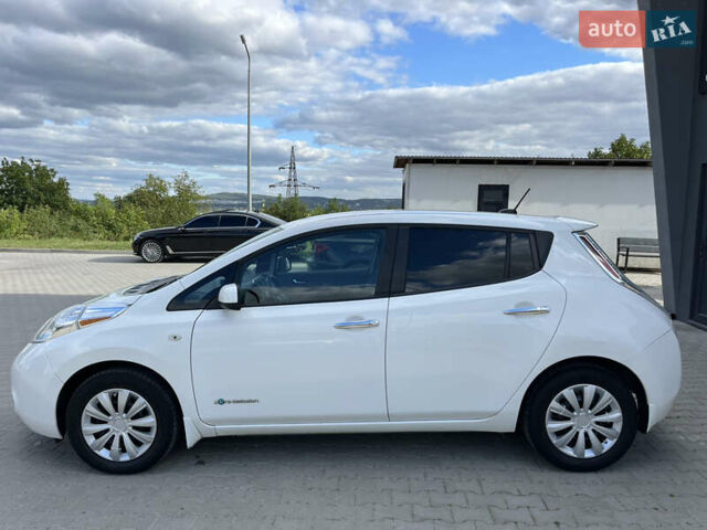 Білий Ніссан Ліф, об'ємом двигуна 0 л та пробігом 119 тис. км за 7499 $, фото 4 на Automoto.ua