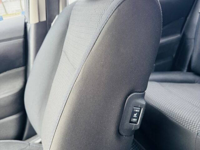 Білий Ніссан Ліф, об'ємом двигуна 0 л та пробігом 126 тис. км за 6500 $, фото 9 на Automoto.ua