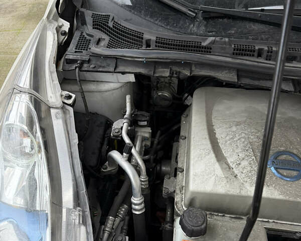 Белый Ниссан Лиф, объемом двигателя 0 л и пробегом 103 тыс. км за 7590 $, фото 44 на Automoto.ua