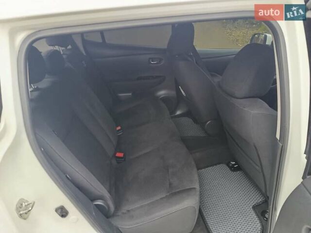 Белый Ниссан Лиф, объемом двигателя 0 л и пробегом 67 тыс. км за 7500 $, фото 22 на Automoto.ua