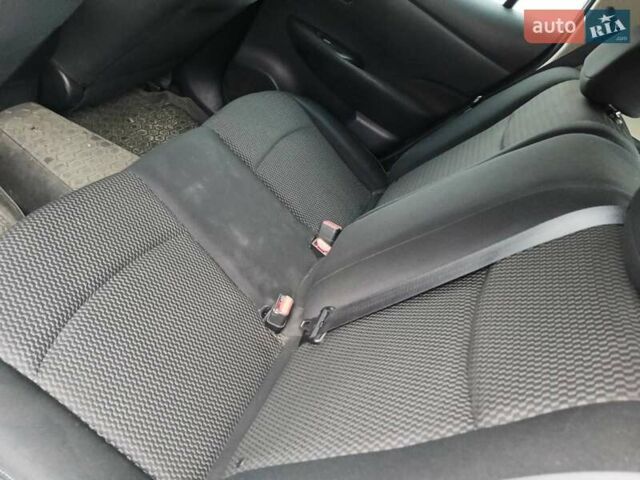 Белый Ниссан Лиф, объемом двигателя 0 л и пробегом 155 тыс. км за 6700 $, фото 11 на Automoto.ua