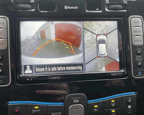 Білий Ніссан Ліф, об'ємом двигуна 0 л та пробігом 112 тис. км за 7550 $, фото 14 на Automoto.ua