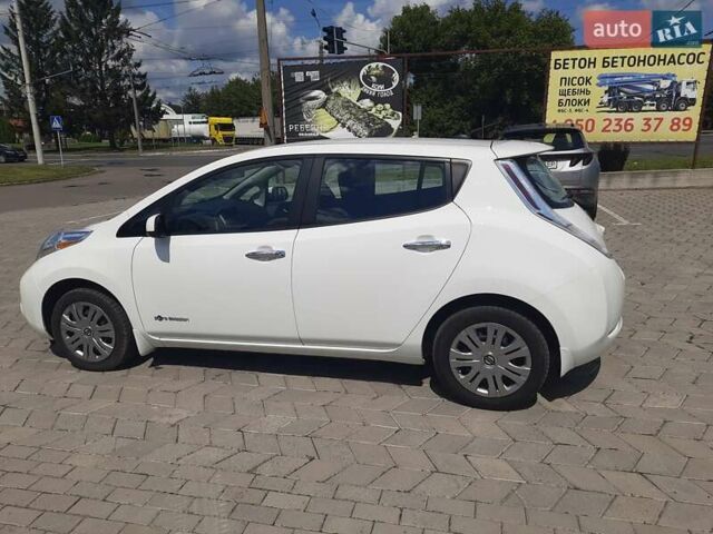 Білий Ніссан Ліф, об'ємом двигуна 0 л та пробігом 79 тис. км за 7150 $, фото 13 на Automoto.ua
