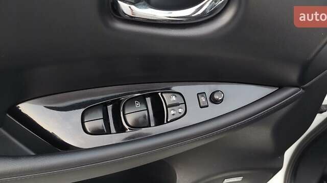 Білий Ніссан Ліф, об'ємом двигуна 0 л та пробігом 123 тис. км за 7877 $, фото 38 на Automoto.ua