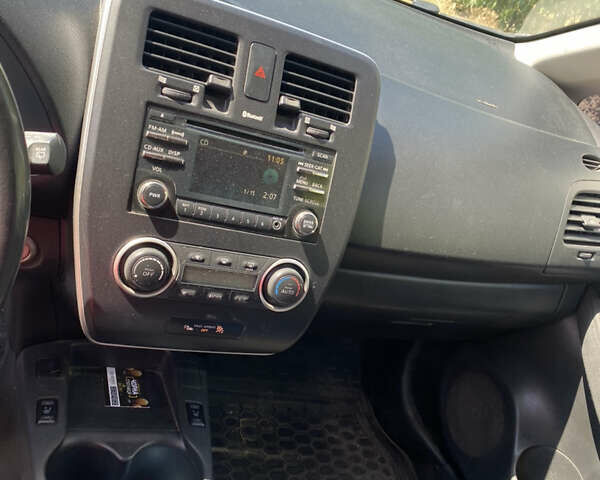 Белый Ниссан Лиф, объемом двигателя 0 л и пробегом 89 тыс. км за 9000 $, фото 5 на Automoto.ua