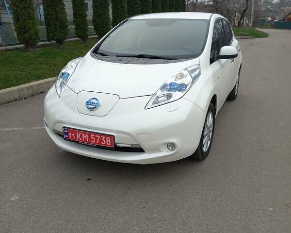 Белый Ниссан Лиф, объемом двигателя 0 л и пробегом 41 тыс. км за 8659 $, фото 12 на Automoto.ua