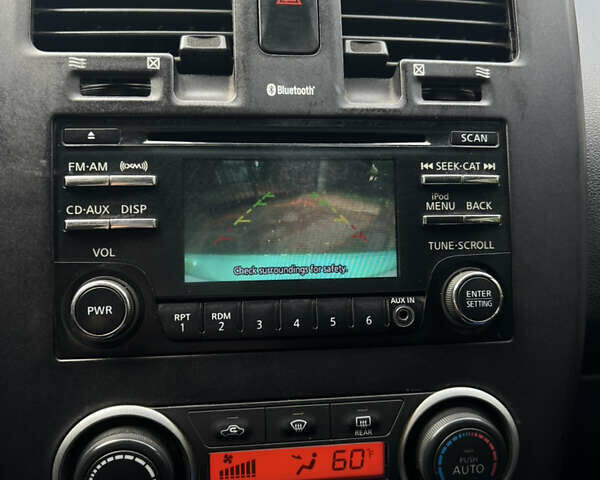 Белый Ниссан Лиф, объемом двигателя 0 л и пробегом 264 тыс. км за 4500 $, фото 17 на Automoto.ua