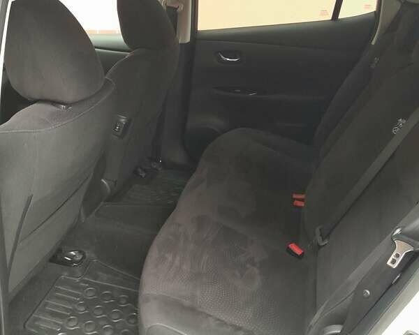 Білий Ніссан Ліф, об'ємом двигуна 0 л та пробігом 133 тис. км за 7900 $, фото 7 на Automoto.ua