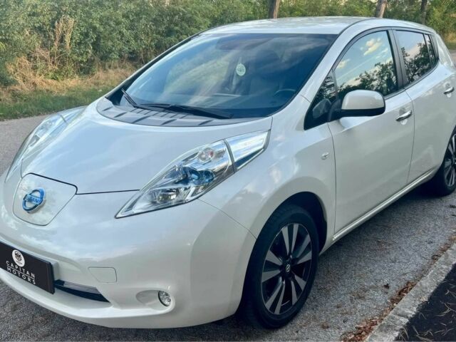 Ниссан Лиф 2016 в Днепре (Днепропетровске) на Automoto.ua Белый Ниссан Лиф, объемом двигателя 0 л и пробегом 74 тыс. км за 1500 $, фото 2 на Automoto.ua