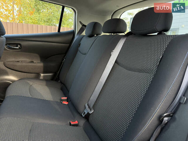 Ниссан Лиф 2016 в Виннице на Automoto.ua Белый Ниссан Лиф, объемом двигателя 0 л и пробегом 23 тыс. км за 7400 $, фото 25 на Automoto.ua