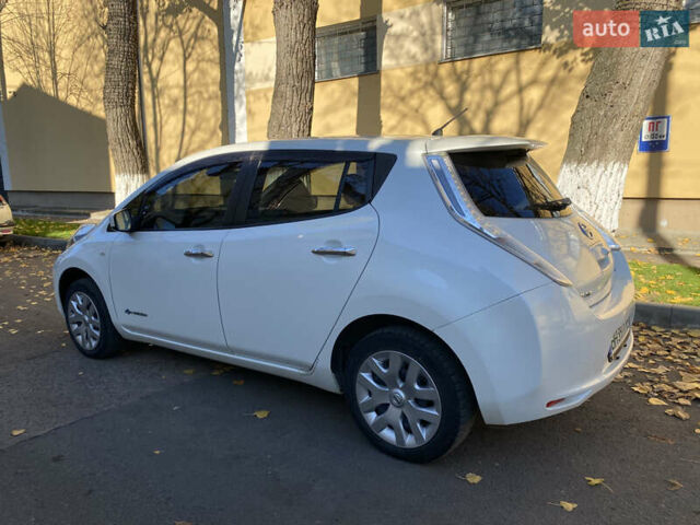 Білий Ніссан Ліф, об'ємом двигуна 0 л та пробігом 53 тис. км за 7700 $, фото 7 на Automoto.ua