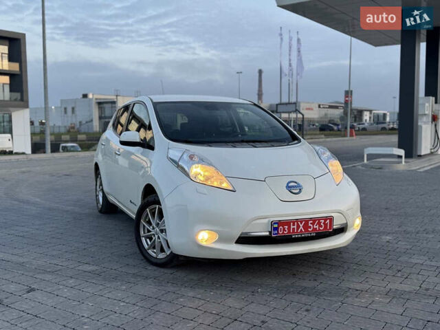 Белый Ниссан Лиф, объемом двигателя 0 л и пробегом 91 тыс. км за 7400 $, фото 20 на Automoto.ua