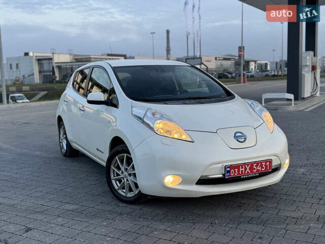 Белый Ниссан Лиф, объемом двигателя 0 л и пробегом 91 тыс. км за 7400 $, фото 19 на Automoto.ua