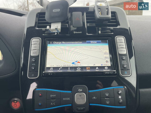 Белый Ниссан Лиф, объемом двигателя 0 л и пробегом 104 тыс. км за 6800 $, фото 22 на Automoto.ua