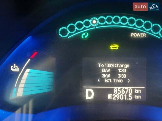 Білий Ніссан Ліф, об'ємом двигуна 0 л та пробігом 85 тис. км за 10000 $, фото 7 на Automoto.ua