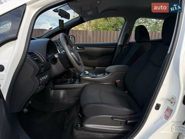 Ниссан Лиф 2016 в Виннице на Automoto.ua Белый Ниссан Лиф, объемом двигателя 0 л и пробегом 23 тыс. км за 7400 $, фото 22 на Automoto.ua