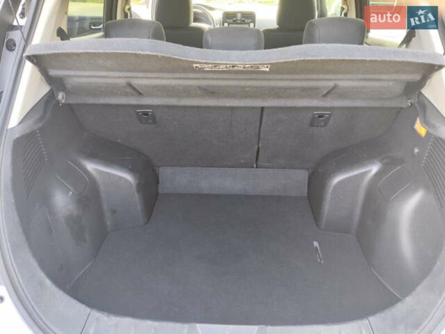 Белый Ниссан Лиф, объемом двигателя 0 л и пробегом 165 тыс. км за 7300 $, фото 26 на Automoto.ua