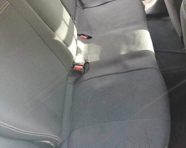 Белый Ниссан Лиф, объемом двигателя 0 л и пробегом 98 тыс. км за 11999 $, фото 22 на Automoto.ua