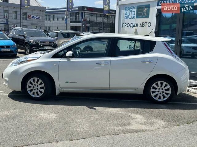 Білий Ніссан Ліф, об'ємом двигуна 0 л та пробігом 114 тис. км за 6690 $, фото 6 на Automoto.ua