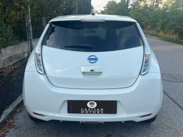 Ниссан Лиф 2016 в Днепре (Днепропетровске) на Automoto.ua Белый Ниссан Лиф, объемом двигателя 0 л и пробегом 74 тыс. км за 1500 $, фото 4 на Automoto.ua