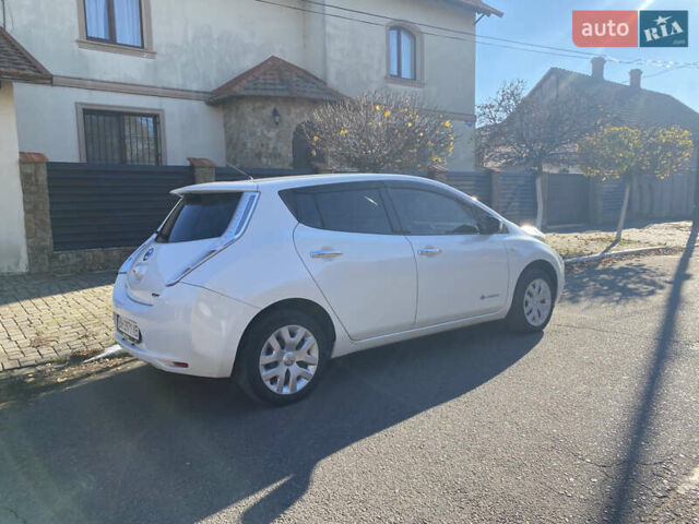 Білий Ніссан Ліф, об'ємом двигуна 0 л та пробігом 53 тис. км за 7700 $, фото 4 на Automoto.ua