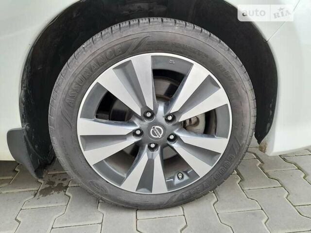 Білий Ніссан Ліф, об'ємом двигуна 0 л та пробігом 120 тис. км за 7200 $, фото 13 на Automoto.ua