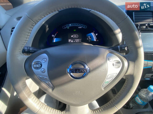 Білий Ніссан Ліф, об'ємом двигуна 0 л та пробігом 53 тис. км за 7700 $, фото 30 на Automoto.ua