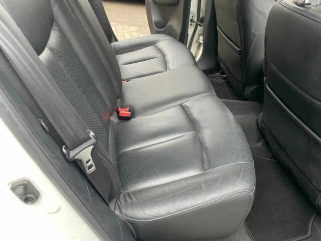 Белый Ниссан Лиф, объемом двигателя 0 л и пробегом 73 тыс. км за 4600 $, фото 10 на Automoto.ua