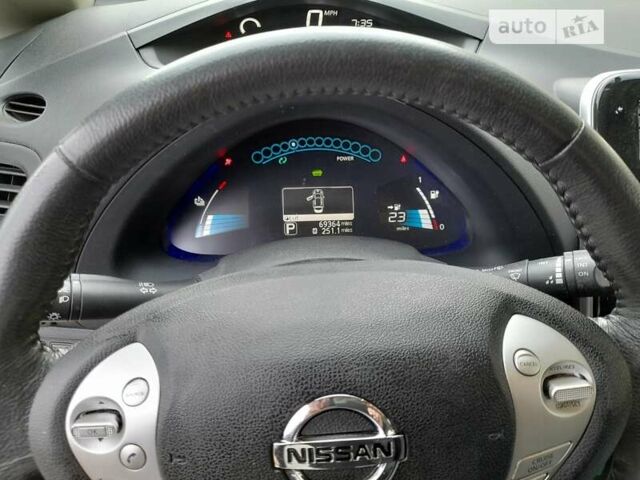 Білий Ніссан Ліф, об'ємом двигуна 0 л та пробігом 120 тис. км за 7200 $, фото 10 на Automoto.ua
