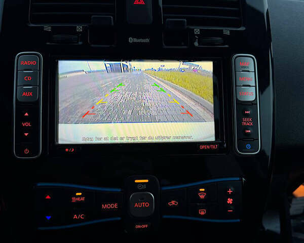 Белый Ниссан Лиф, объемом двигателя 0 л и пробегом 91 тыс. км за 7400 $, фото 27 на Automoto.ua