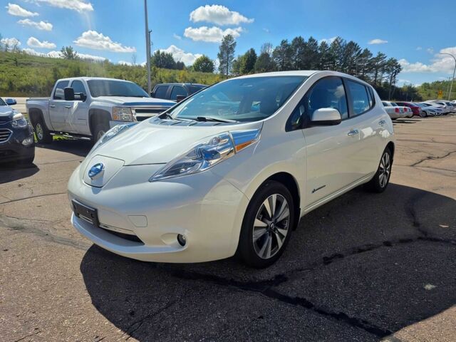 Білий Ніссан Ліф, об'ємом двигуна 0 л та пробігом 69 тис. км за 5480 $, фото 2 на Automoto.ua