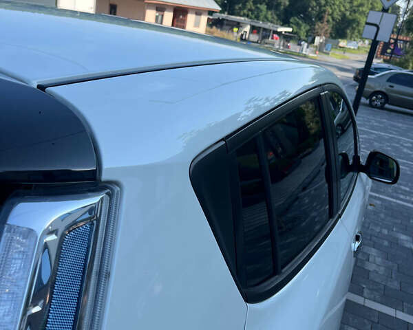 Білий Ніссан Ліф, об'ємом двигуна 0 л та пробігом 96 тис. км за 9500 $, фото 46 на Automoto.ua