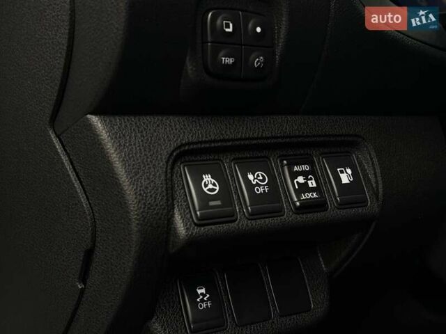 Белый Ниссан Лиф, объемом двигателя 0 л и пробегом 138 тыс. км за 6799 $, фото 15 на Automoto.ua