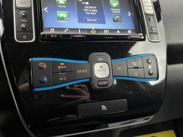 Білий Ніссан Ліф, об'ємом двигуна 0 л та пробігом 107 тис. км за 7700 $, фото 14 на Automoto.ua