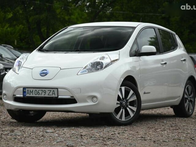 Белый Ниссан Лиф, объемом двигателя 0 л и пробегом 177 тыс. км за 6700 $, фото 5 на Automoto.ua