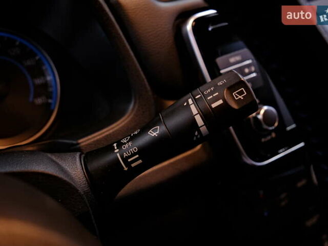 Белый Ниссан Лиф, объемом двигателя 0 л и пробегом 121 тыс. км за 14900 $, фото 29 на Automoto.ua