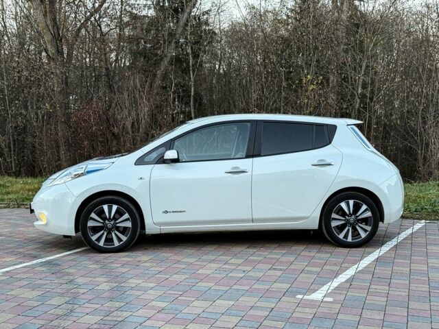 Белый Ниссан Лиф, объемом двигателя 0 л и пробегом 115 тыс. км за 7800 $, фото 1 на Automoto.ua