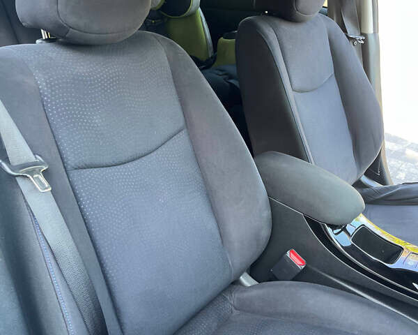 Білий Ніссан Ліф, об'ємом двигуна 0 л та пробігом 96 тис. км за 9500 $, фото 25 на Automoto.ua