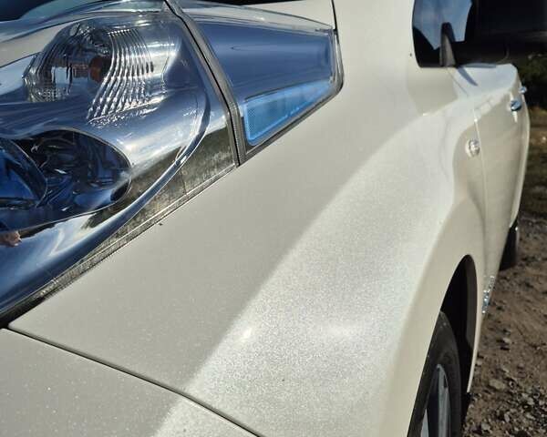 Белый Ниссан Лиф, объемом двигателя 0 л и пробегом 112 тыс. км за 10500 $, фото 3 на Automoto.ua