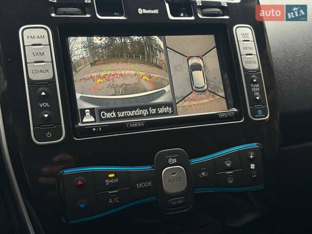 Белый Ниссан Лиф, объемом двигателя 0 л и пробегом 138 тыс. км за 6799 $, фото 11 на Automoto.ua